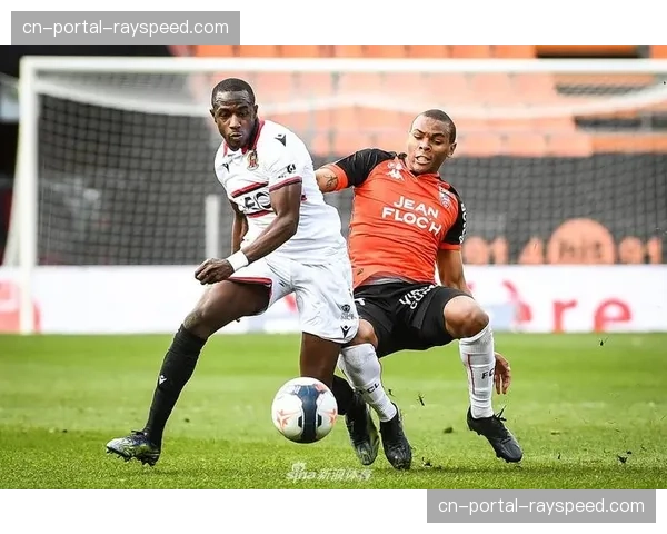 尼斯3-3战平洛里昂，卢谢梅开二度难助主队取胜